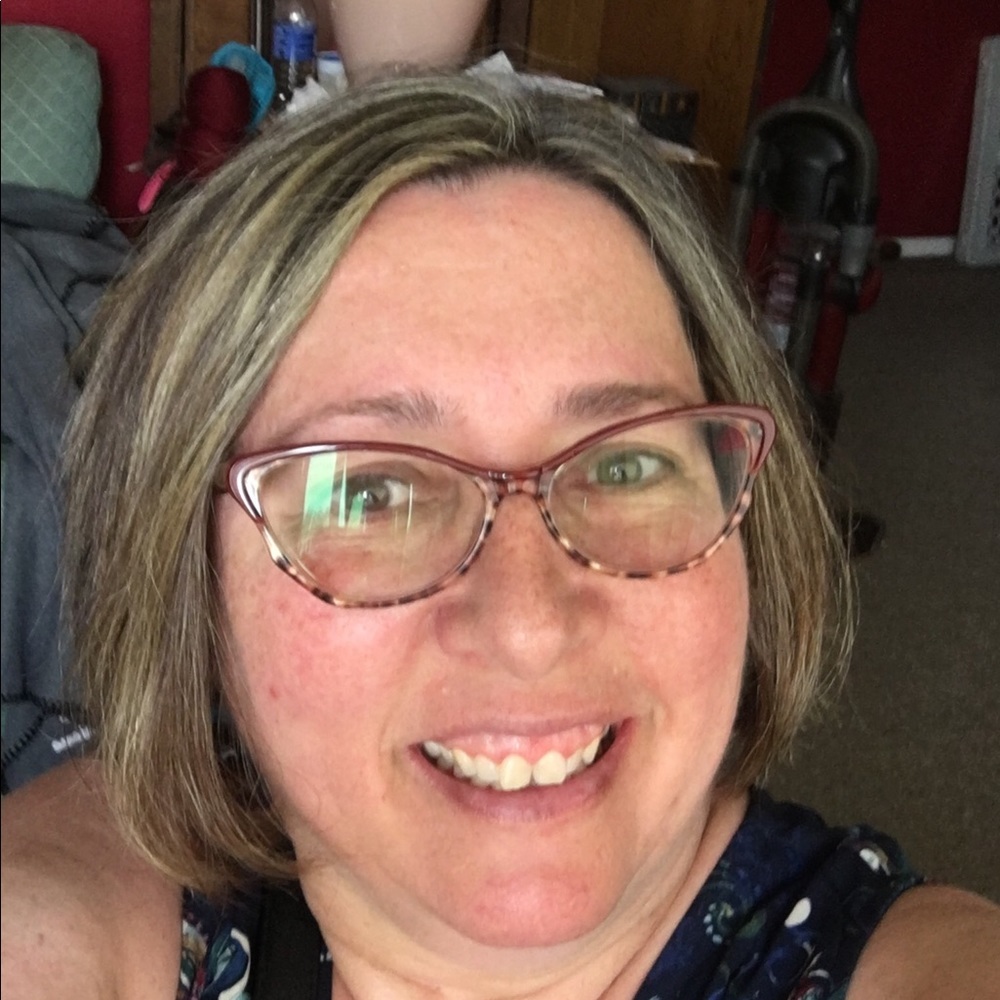 Meet your Posher, Sharon